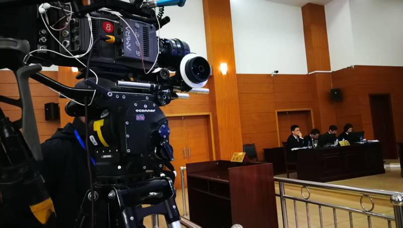 影视级广告片制作成本控制：视频拍摄公司的资源整合术